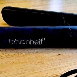 Hair straightener 1 inch and a quarter